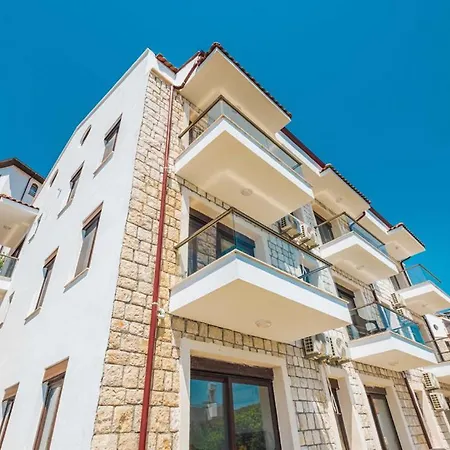 منزل للإقامة Golden Rose *